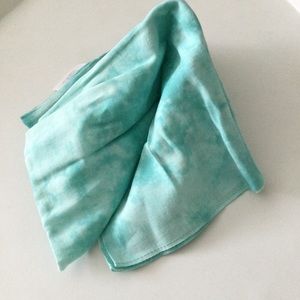 MADEWELL ORGANIC COTTON BANDANA TIE DYE COOL BLUE NWOT